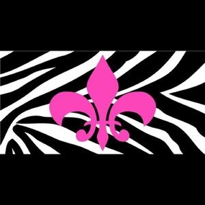 Meet your Posher Saint T